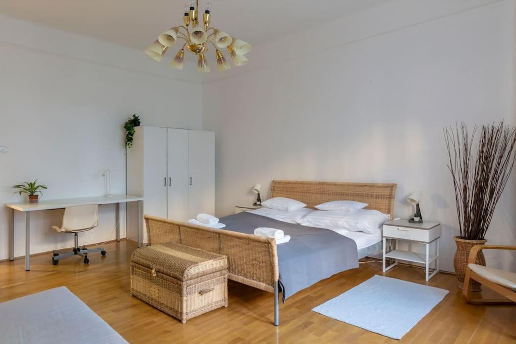 B333 Apartment - In The Heart Of The City บูดาเปสต์ ภายนอก รูปภาพ